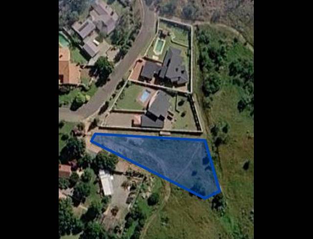 LAND FOR SALE IN BALMORAL